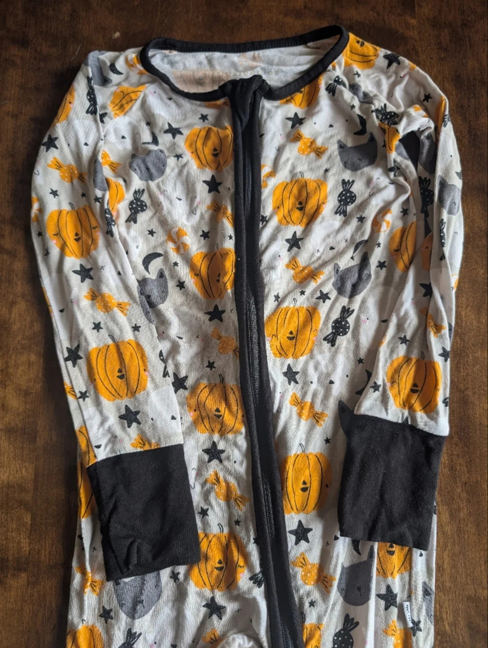 Little Sleepies " Boo Crew" Convertible Zippy/ 2T - Picture 3 of 5